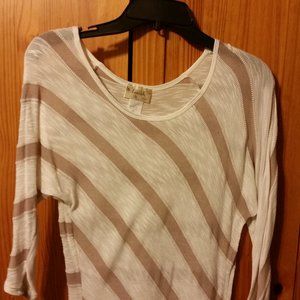 Lavish Brand 3/4 Sleeve Top